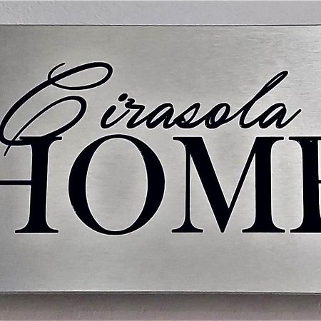 סרנדה Cirasola Home - White Residence 1 מראה חיצוני תמונה